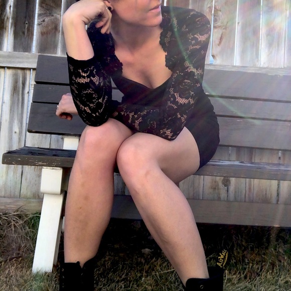 🖤Black Lace Mini Dress - Picture 6 of 14